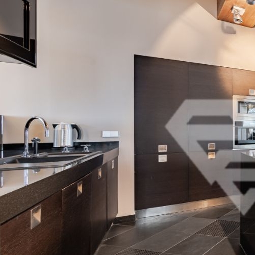 5-комн квартира Минская улица, 1ГК2