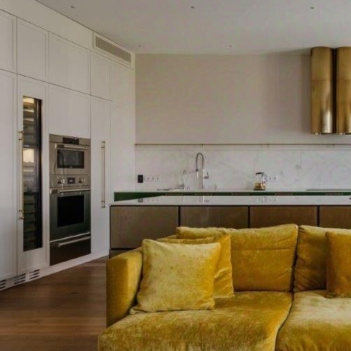 4-комн квартира улица Льва Толстого, 23к1