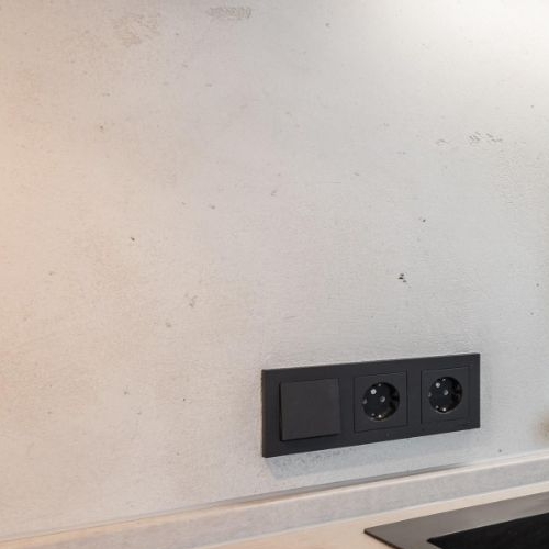 Студия улица 1-я Леонова, 18