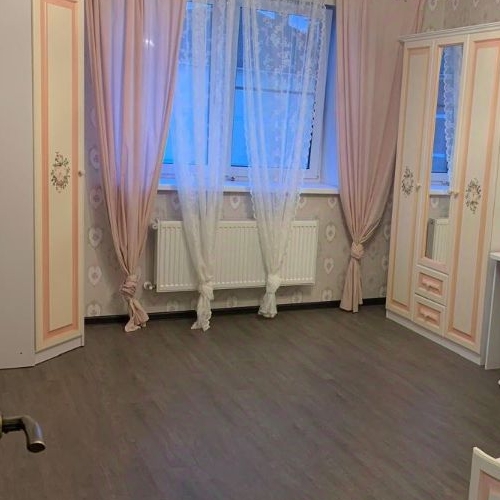 3-комн квартира с. Озерецкое, бульвар Радости, 18