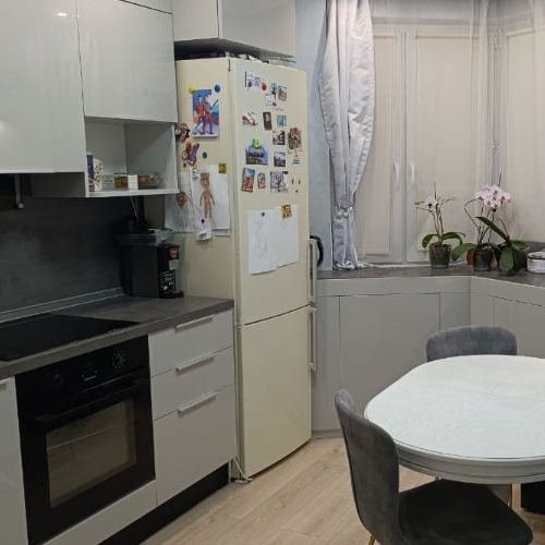 2-комн квартира улица Авиаторов, 5к1