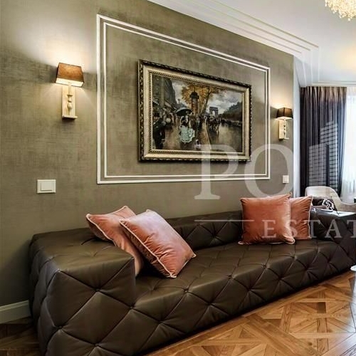 4-комн квартира улица Исаковского, 39К1