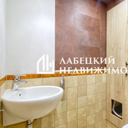 4-комн квартира улица Академика Виноградова, 1