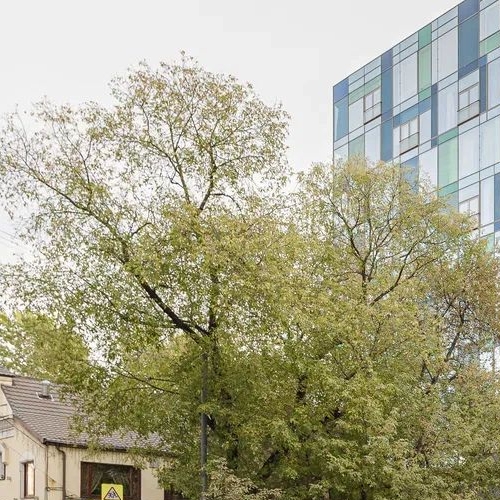 3-комн квартира улица Климашкина, 17С2