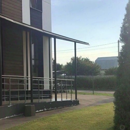 1-комн квартира д. Красный Поселок, улица Конюхова, 16