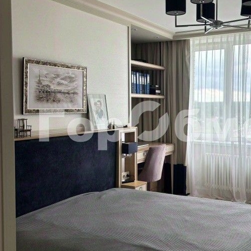 2-комн квартира улица Твардовского, 12к3