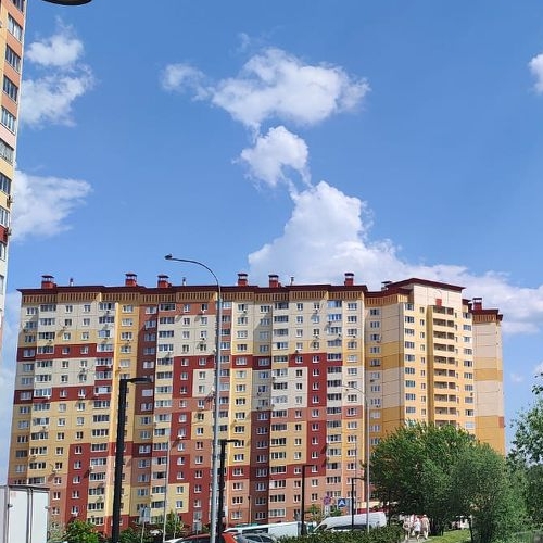 3-комн квартира Новые Островцы мкр, д. Островцы, улица Баулинская, 1