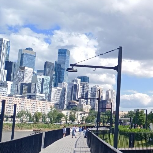 4-комн квартира Береговой проезд, 1Б