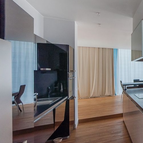 4-комн квартира улица Климашкина, 17С2