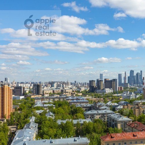 6-комн квартира улица Маршала Соколовского, 1