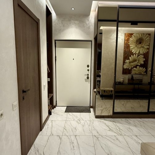 3-комн квартира улица Василисы Кожиной, 13