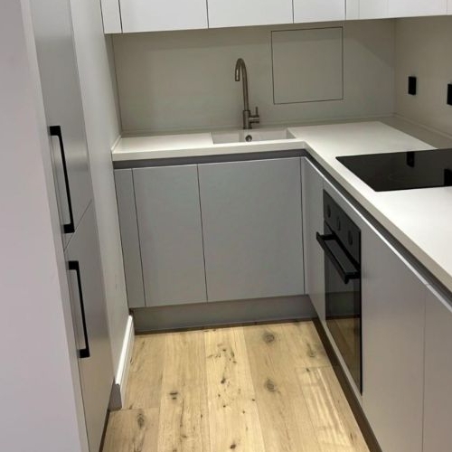 Студия площадь Курского Вокзала, 1