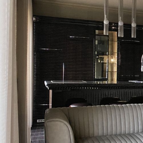 4-комн квартира улица Косыгина, 2к1