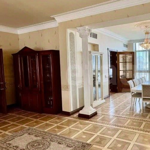 6-комн квартира улица Расплетина, 14