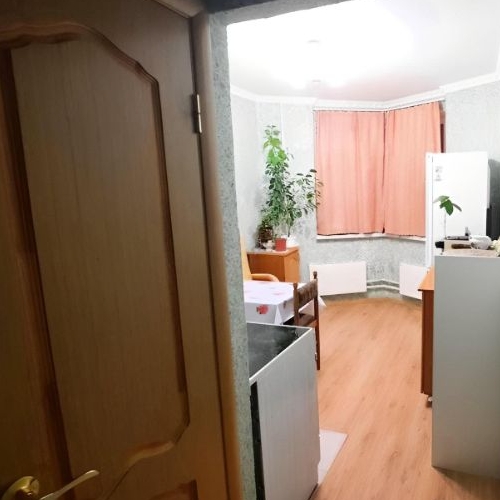 2-комн квартира проспект Защитников Москвы, 8