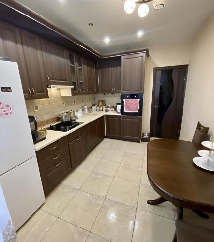 3-комн квартира д. Исаково, улица Рябиновая, 5к1