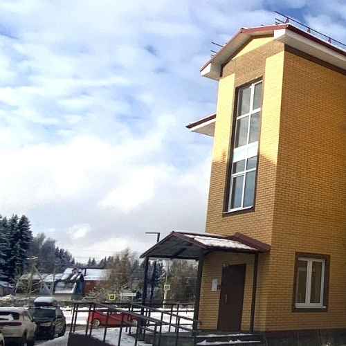 2-комн квартира улица Генерала Донскова, 21к1