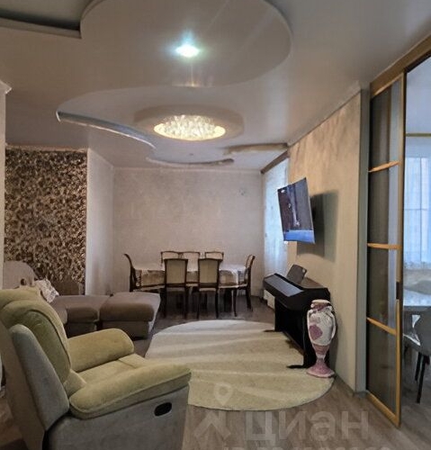 4-комн квартира Октябрьский пгт, улица Спортивная,  д. 2