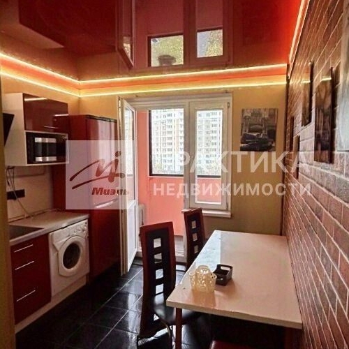 1-комн квартира улица Летчика Ульянина, 2