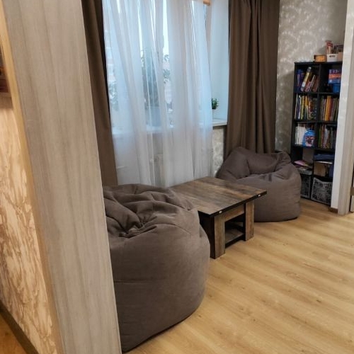 2-комн квартира Октябрьский пгт, улица Школьная, 1к2