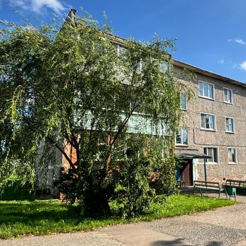 1-комн квартира пос. Центральной усадьбы совхоза 40 лет Октября, улица Пролетарская,  д. 42