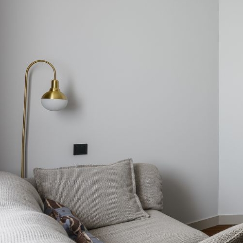 3-комн квартира улица Генерала Донскова, 23к3