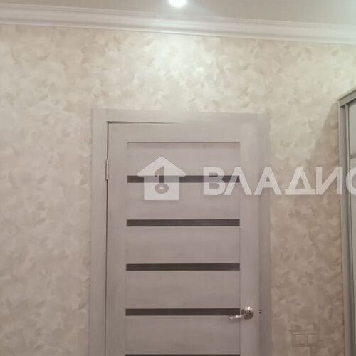 4-комн квартира Октябрьский пгт, улица Школьная, 1к2