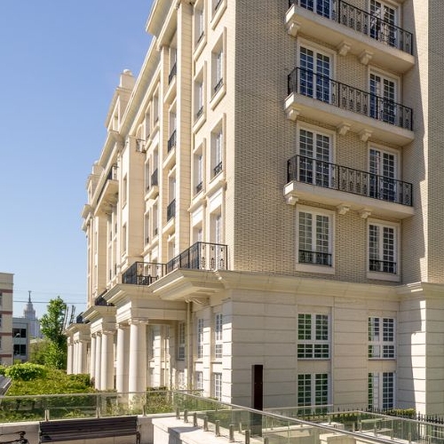 3-комн квартира улица Ефремова, 19к3