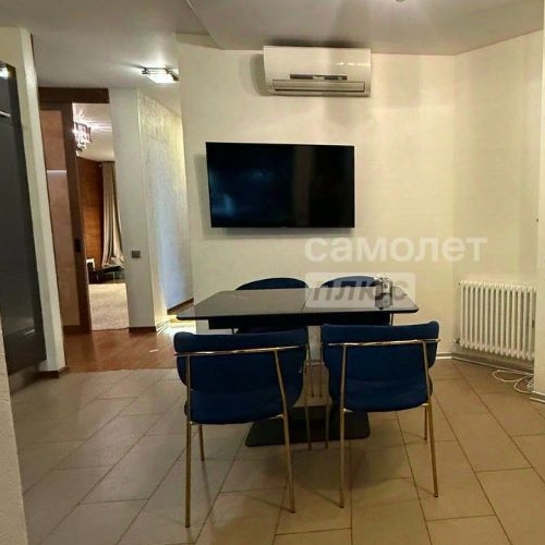 3-комн квартира Холмогорская улица, 2к3