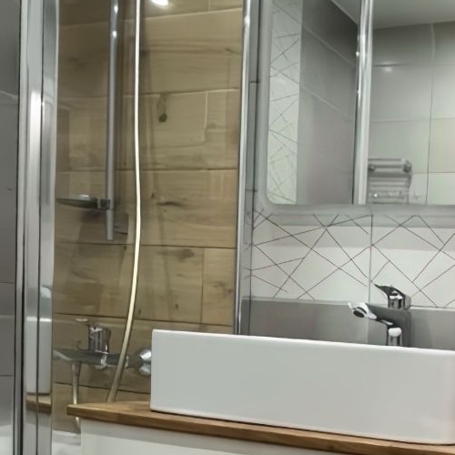 2-комн квартира улица Петра Алексеева,  д. 14