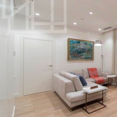 3-комн квартира улица Машкова, 2/13С1