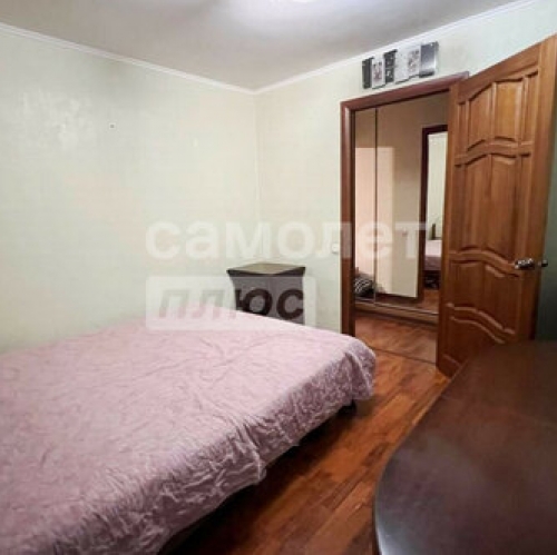 3-комн квартира ул Генерала Тюленева,  д. 13