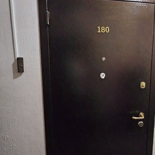 2-комн квартира д. Малые Вяземы, Петровское шоссе, 5