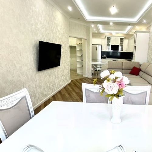 3-комн квартира Международный кв-л, Клязьма-Старбеево мкр, улица Береговая, 1А