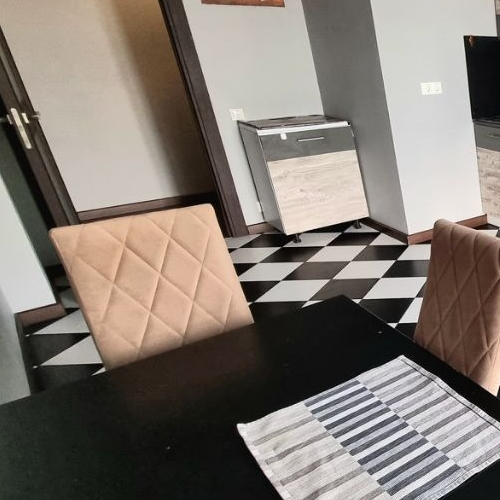 2-комн квартира бульвар Веласкеса, 1к1