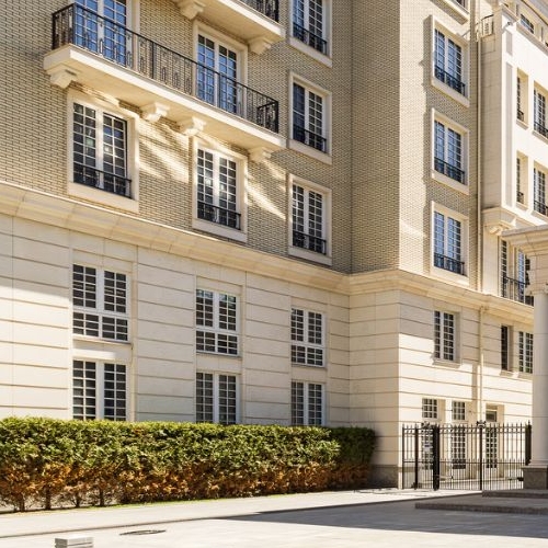 3-комн квартира улица Ефремова, 19к3