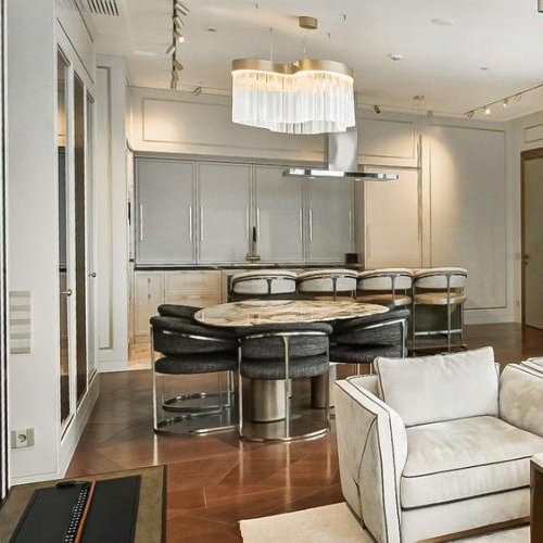 4-комн квартира 1-й Красногвардейский проезд, 22с2