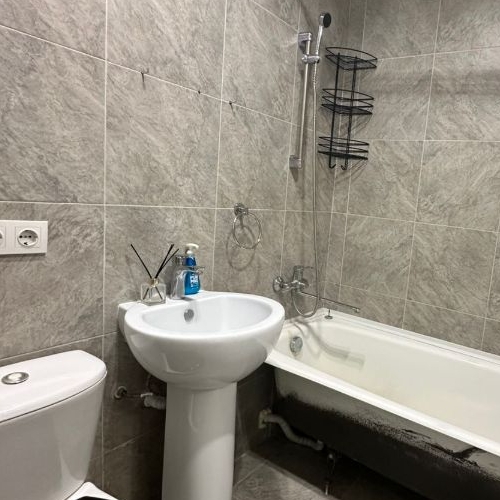 1-комн квартира пос. Володарского, Центральная улица, 22