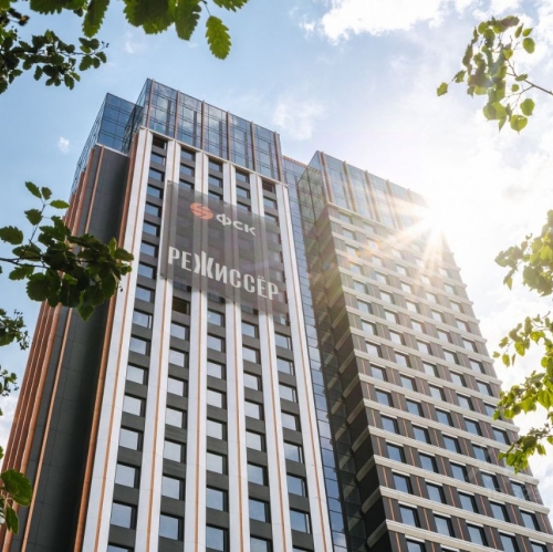 3-комн квартира улица Вильгельма Пика,  д. 1