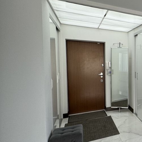 3-комн квартира улица Ирины Левченко, 1