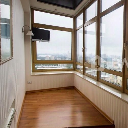 3-комн квартира улица Врубеля, 8