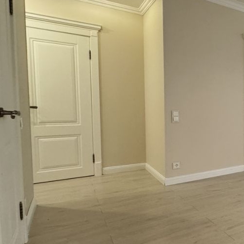 3-комн квартира бульвар Академика Ландау, 1