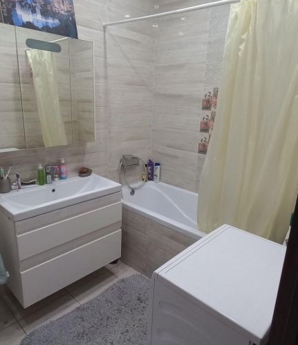 1-комн квартира Октябрьский пгт, улица Школьная, 1к2