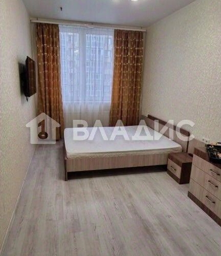 2-комн квартира улица Летчика Ульянина, 7