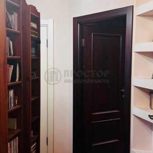 4-комн квартира Городская улица,  д. 5