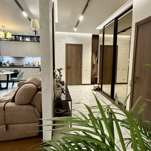 3-комн квартира улица Василисы Кожиной, 13