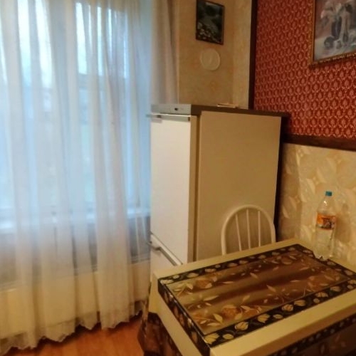 2-комн квартира с. Квашенки, 15