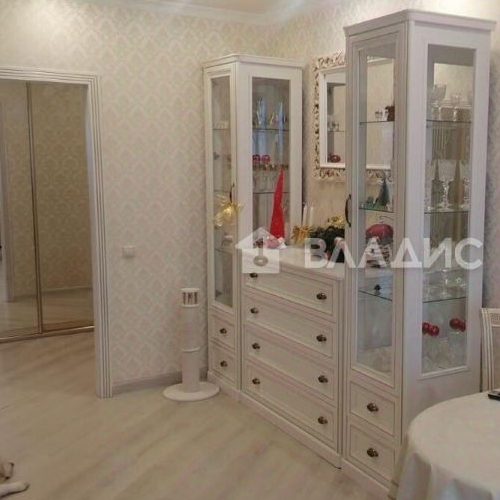 3-комн квартира улица Академика Виноградова, 9