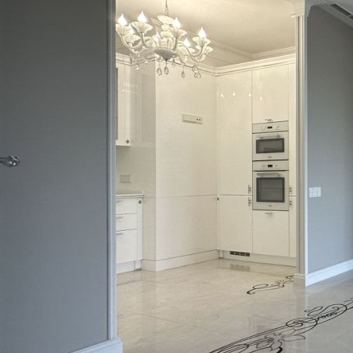 4-комн квартира улица Расплетина, 22к2