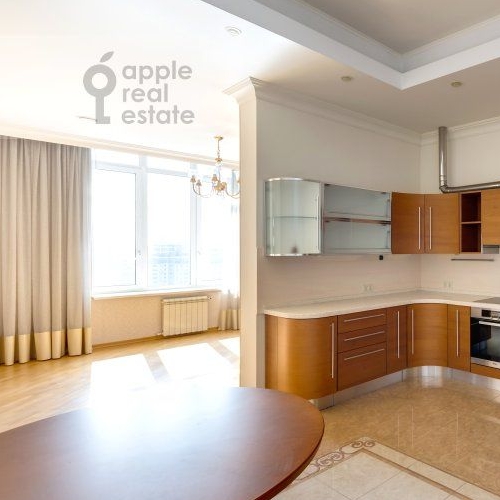 6-комн квартира улица Маршала Соколовского, 1